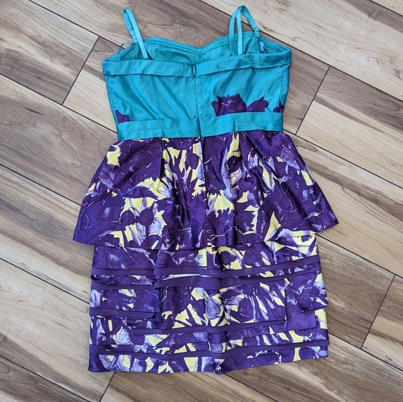 BCBG MaxAzria Party Dress [12] - Picture 4 of 8